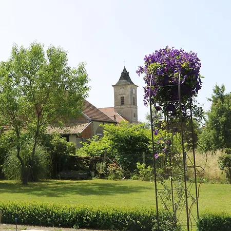De Caractere Avec Jardin, Terrasse, Et Equipements Pour Enfants A - Fr-1-611-31 Saint-Blin