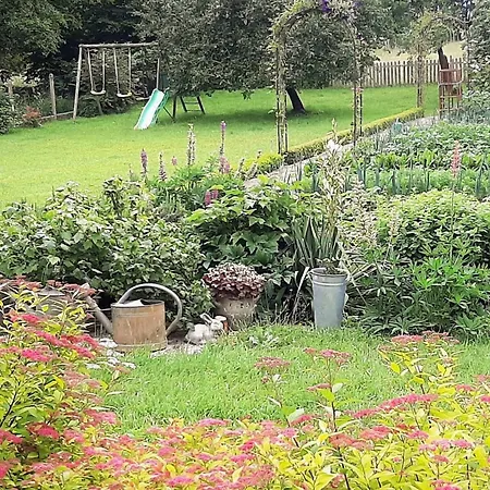 Semesterbostad De Caractere Avec Jardin, Terrasse, Et Equipements Pour Enfants A - Fr-1-611-31